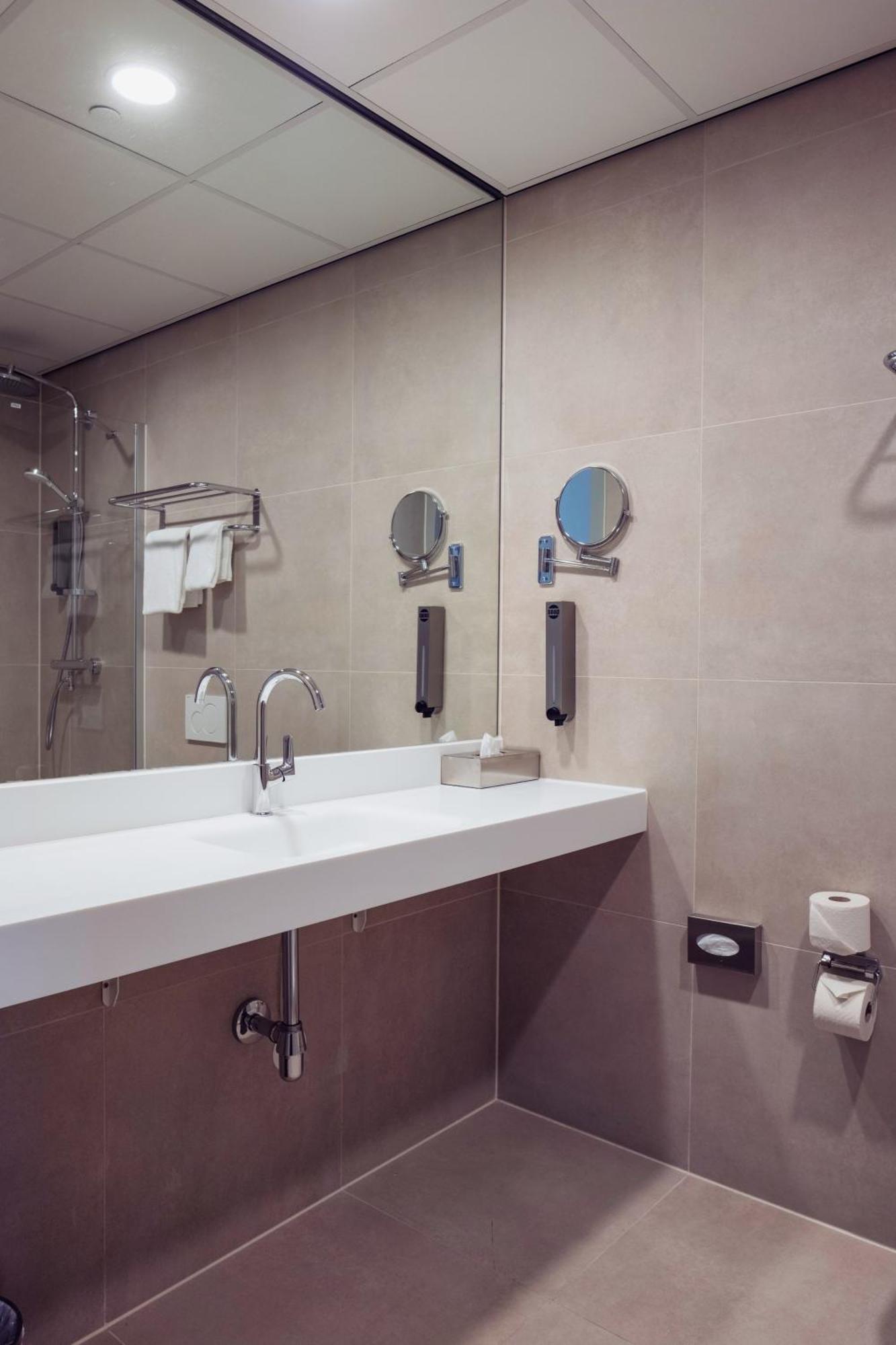 Plaza Premium Den Haag City Center Bilik gambar