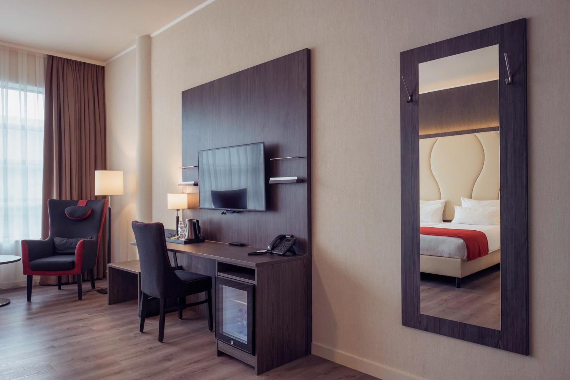 Plaza Premium Den Haag City Center Bilik gambar