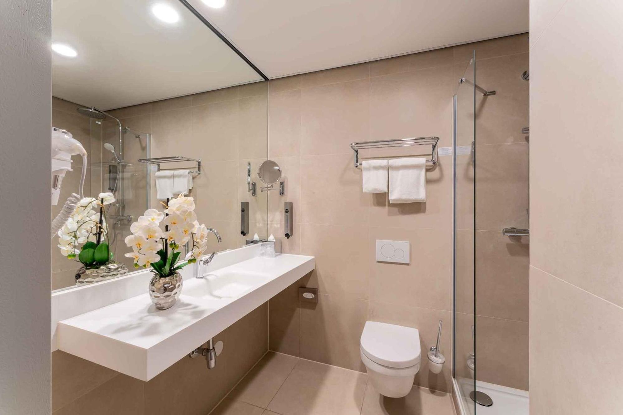 Plaza Premium Den Haag City Center Bilik gambar